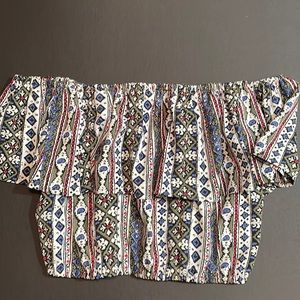 Hollister Bohemian Off the Shoulder Crop Top Medium